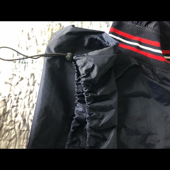 Thin pullover jacket - Picture 5 of 6